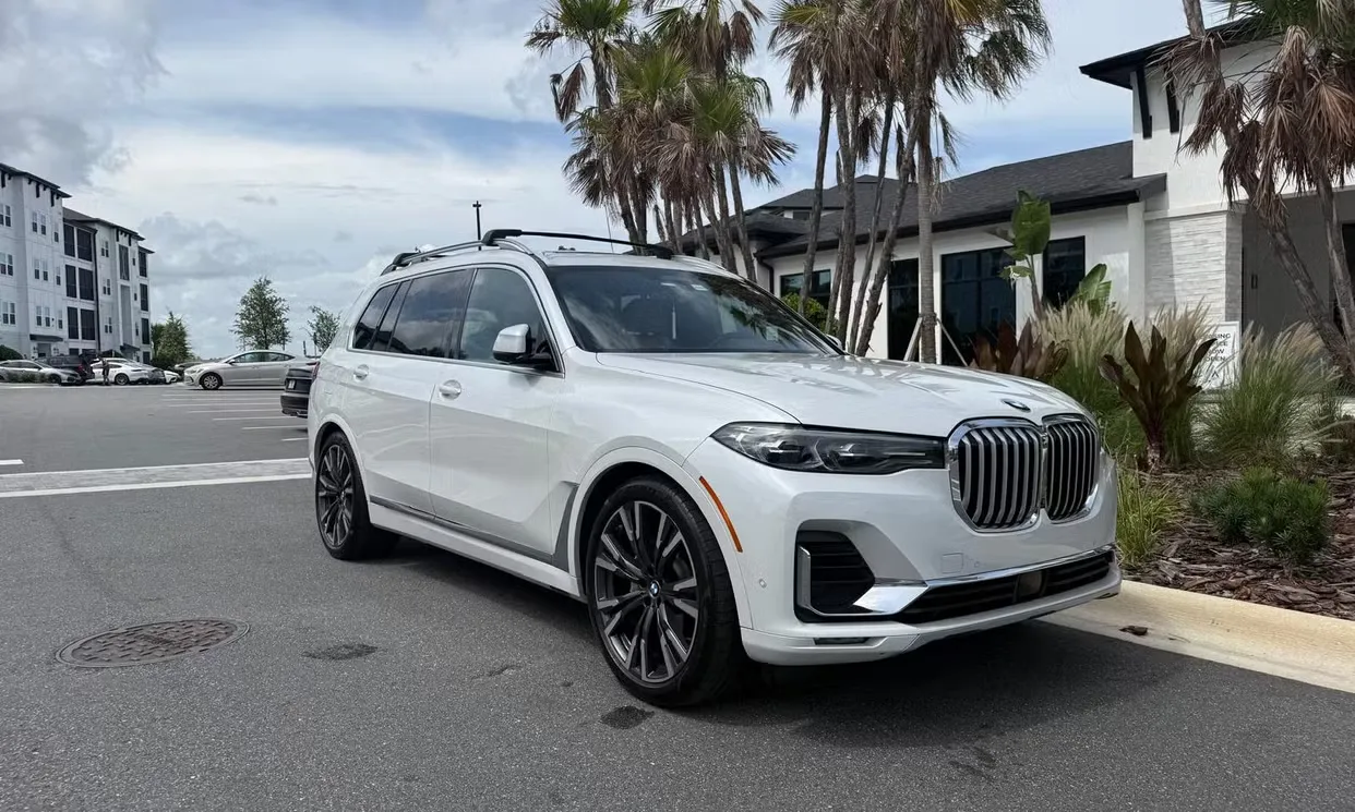 BMW X7