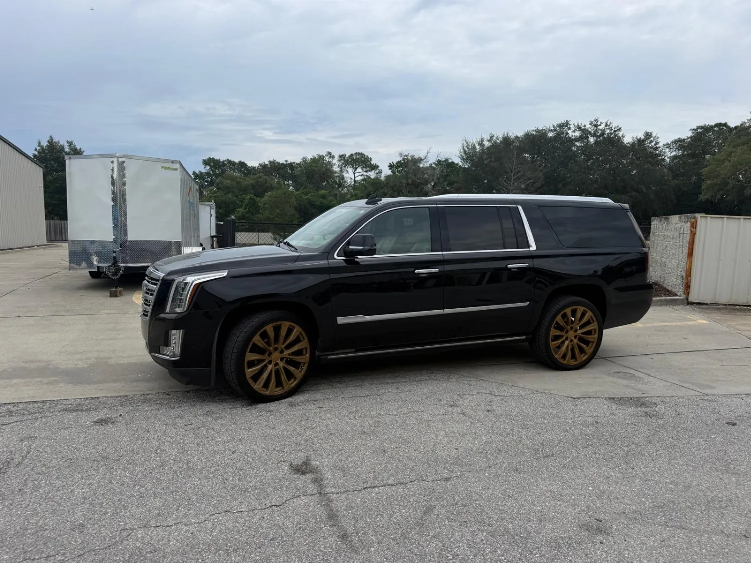 Cadillac Escalade ESV 6